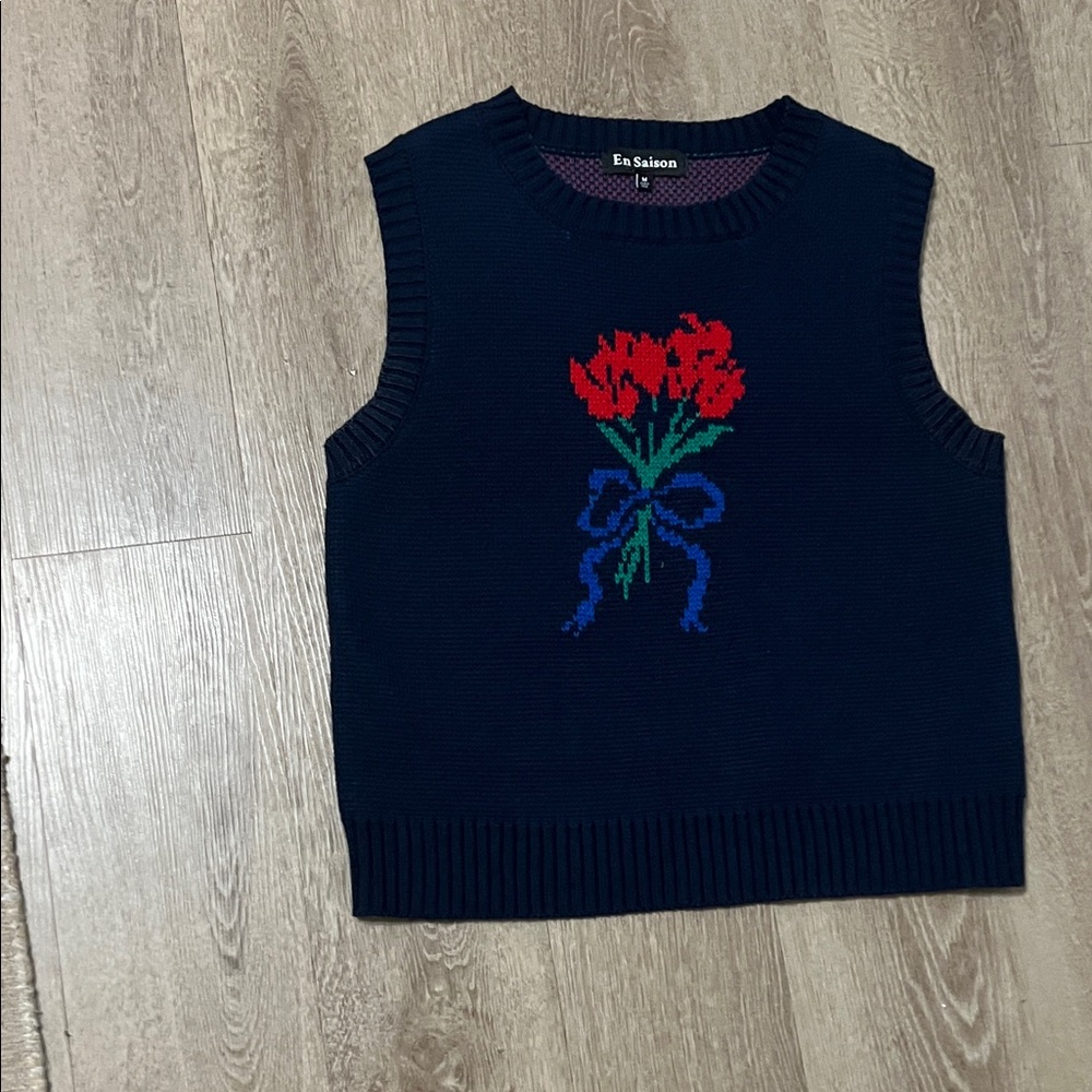 En Saison Navy Sweater with Red Accents